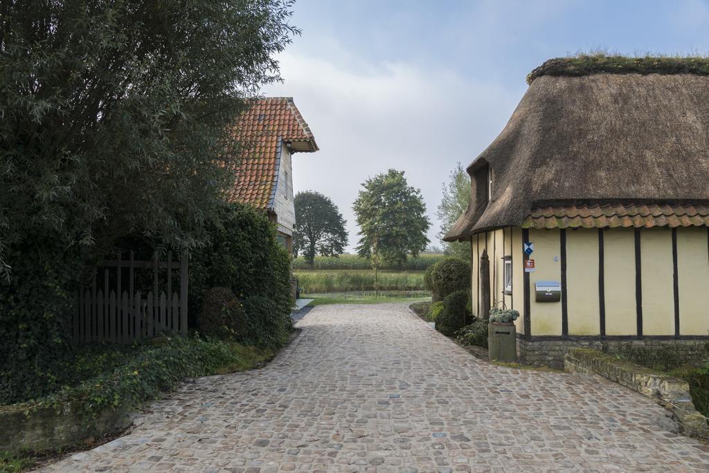 Sint-Coryn Villa Reninge Bagian luar foto